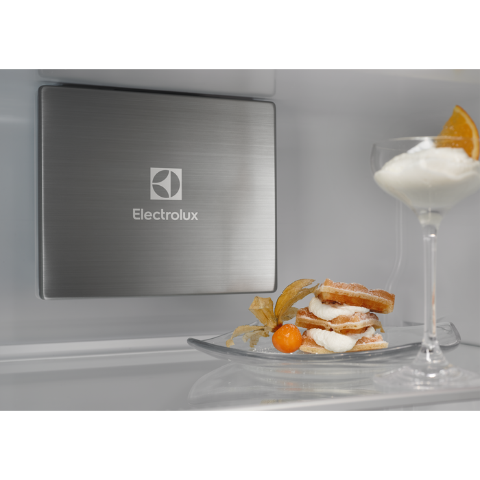 Electrolux - Frigorífico combi integrable - ENG7TD18S